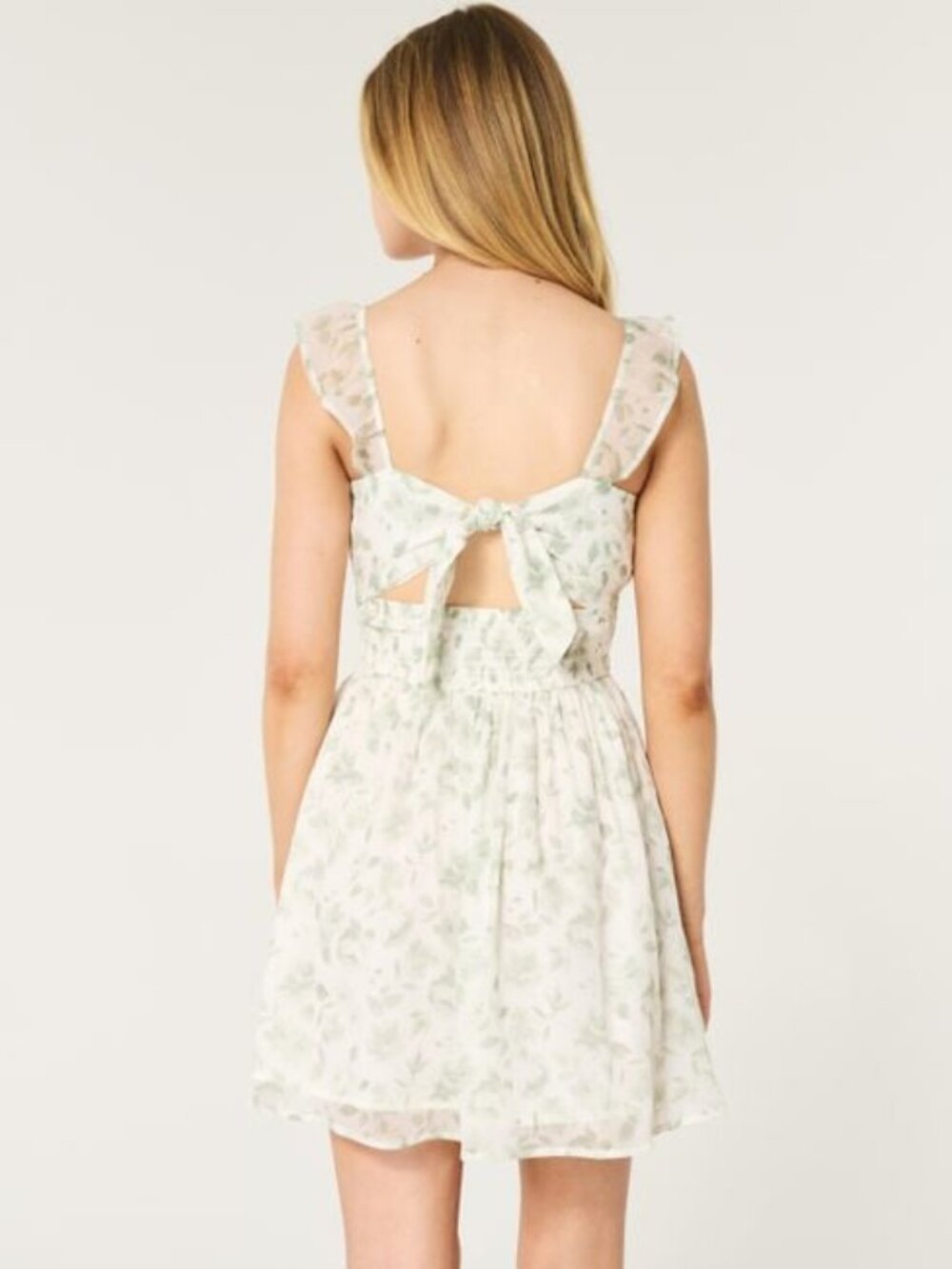 Hollister Saidie Chiffon Flutter Sleeve Mini Dress - Picture 2 of 7